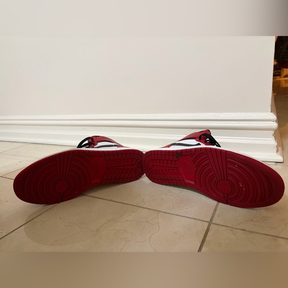 Jordan 1 Retro Chicago 2013 (VERY RARE) - Picture 9 of 12
